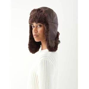 NEW UNREAL FUR women's amelia hat in aged brown